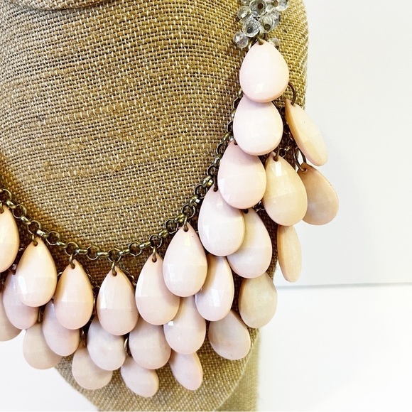 Light Pink Statement Teardrop Necklace Chunky Lucite Beaded Retro 90s Y2K Love - Picture 3 of 8